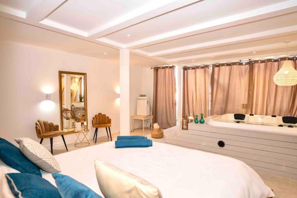 Luxuryvilla With Private Heated Pool And Spa 7P Quarteira Dış mekan fotoğraf