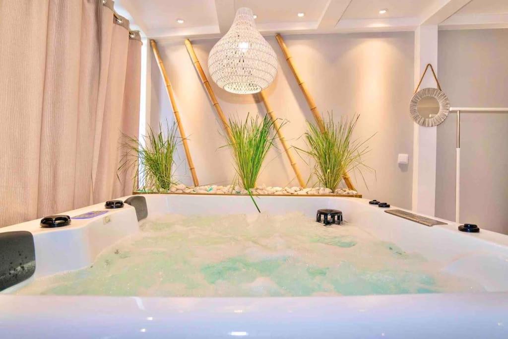 Luxuryvilla With Private Heated Pool And Spa 7P Quarteira Dış mekan fotoğraf